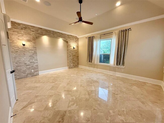 Building Photo - 25627 Fleming Lodge Ln
