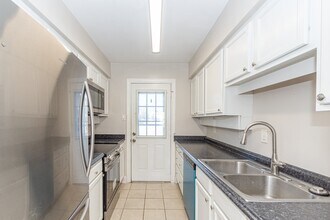 Building Photo - 3535 E NASA Pkwy