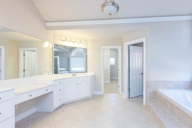 Building Photo - 232 Beech Tree Hollow NW