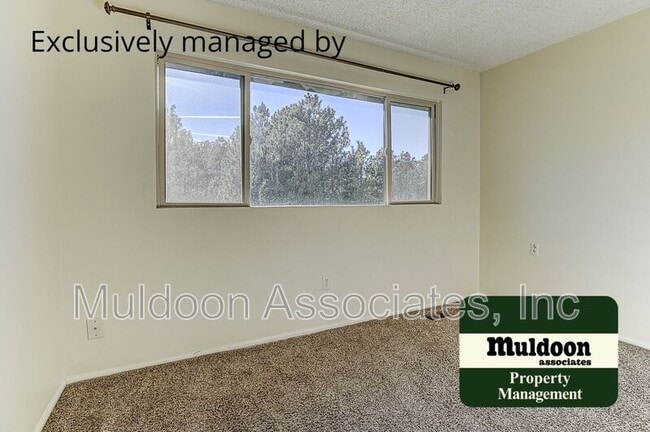 Building Photo - 11750 Columbine Hills Rd