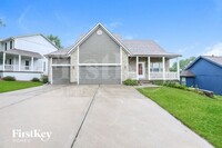 Building Photo - 800 Red Maple Dr