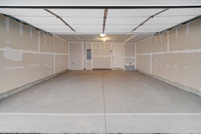 Building Photo - 226 Terrabrook Wy