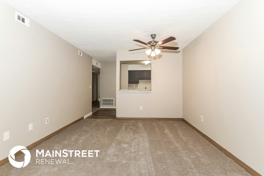 Building Photo - 2913 Dumesnil, Apt #3