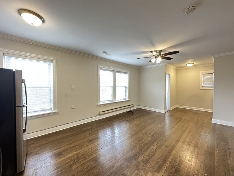 Building Photo - 2127 N Dayton St