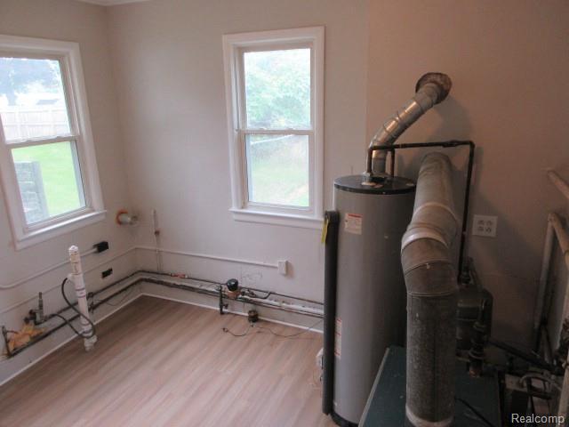 Building Photo - 20284 Melrose St