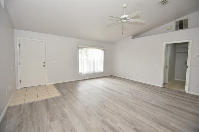 Building Photo - 6 Rosedale Pl