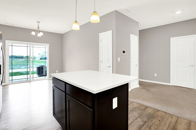 Building Photo - 2792 Maricopa Blvd