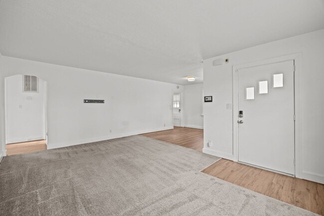 Building Photo - Cozy Home on a Quiet Street