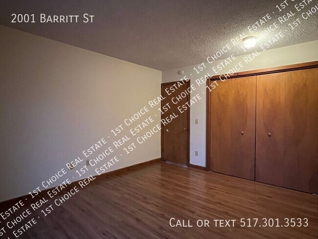 Building Photo - 2001 Barritt St