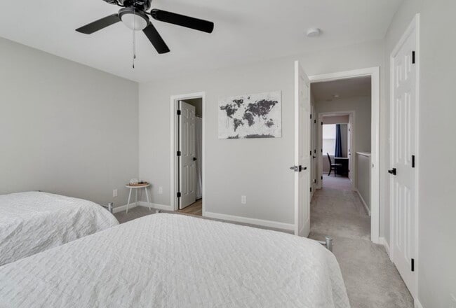 Building Photo - 3302 Comstock Rd