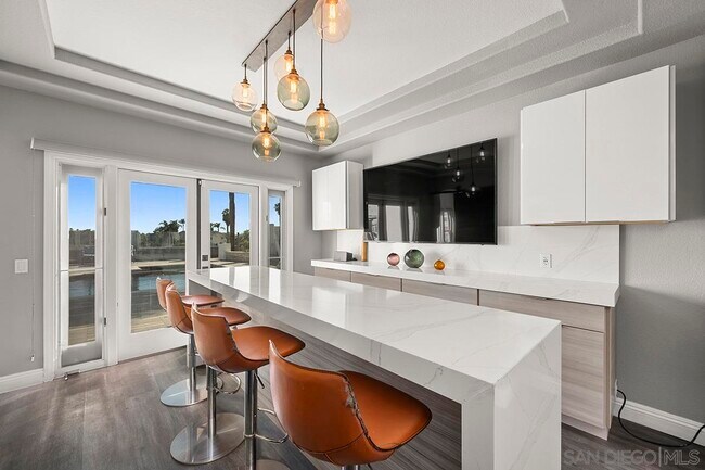 Building Photo - 376 Canyon Ridge Dr