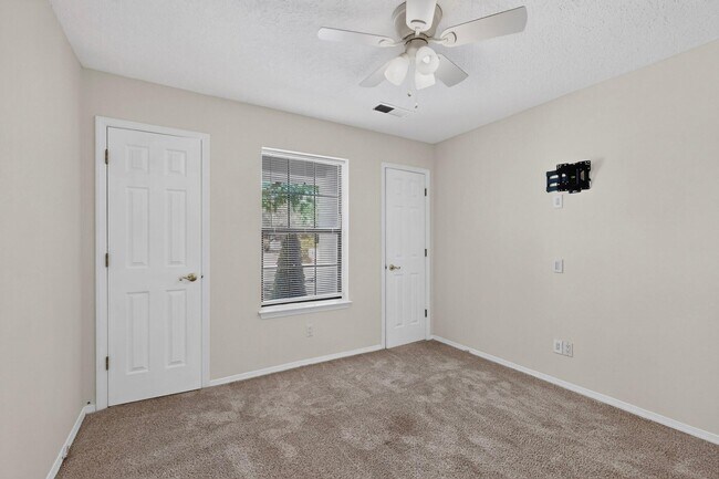 Building Photo - 5134 Hattiesburg Ave NW