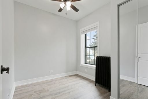 Building Photo - 7736 N Eastlake Terrace