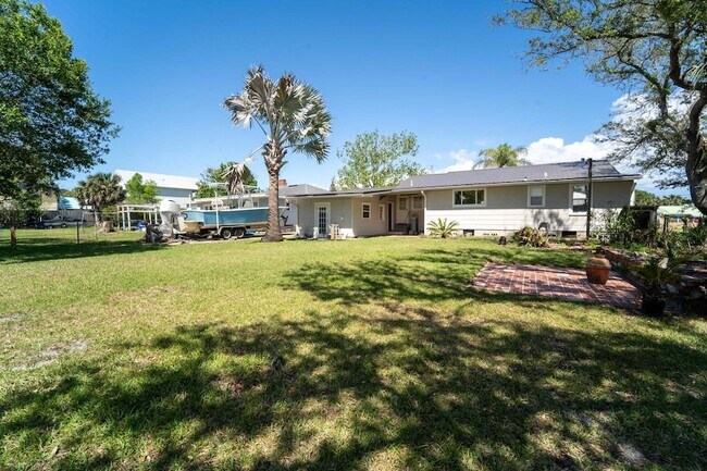 Building Photo - 31 Menendez Rd