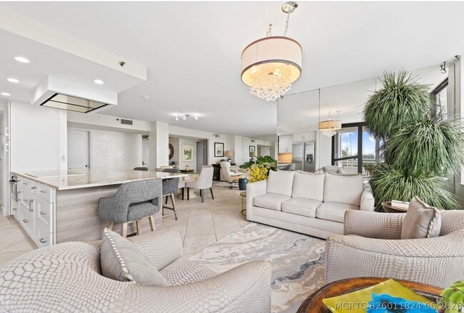 Building Photo - 3450 S Ocean Blvd