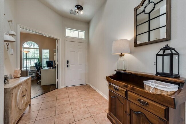 Building Photo - 7018 Paradise Park Bend