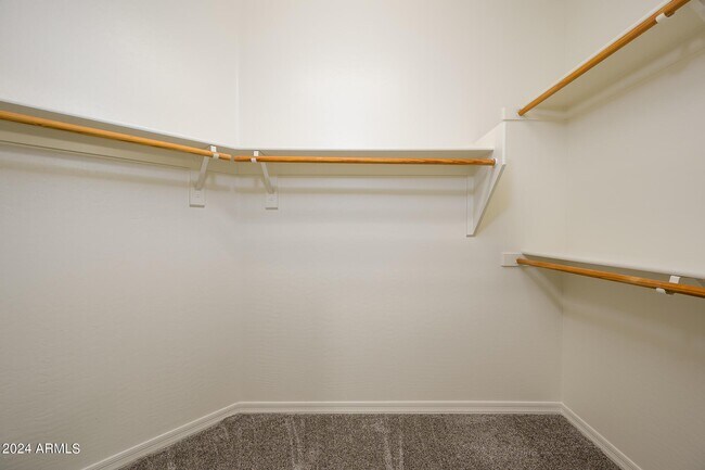 Building Photo - 17618 W Crocus Dr