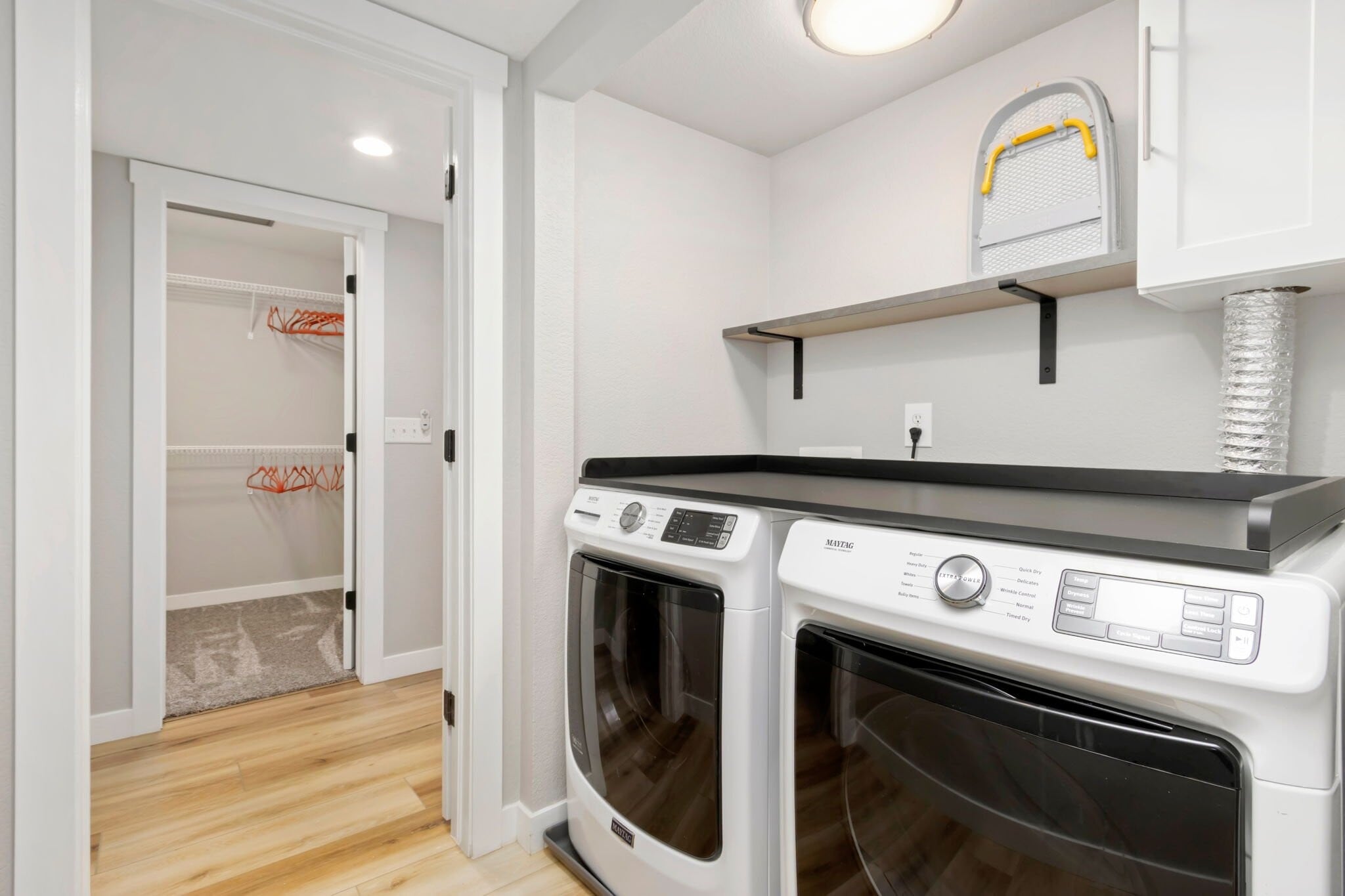 Building Photo - 3002 W Elizabeth St