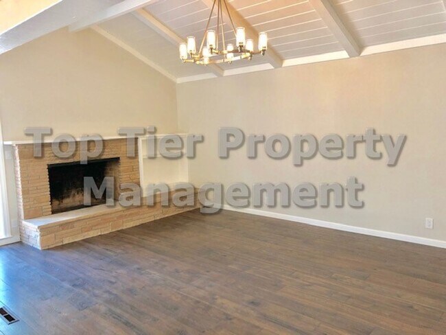 Building Photo - Very nice 4 Bed/3 Bath/2,145 Sqft House in West Danville available 6/15 for Lease!