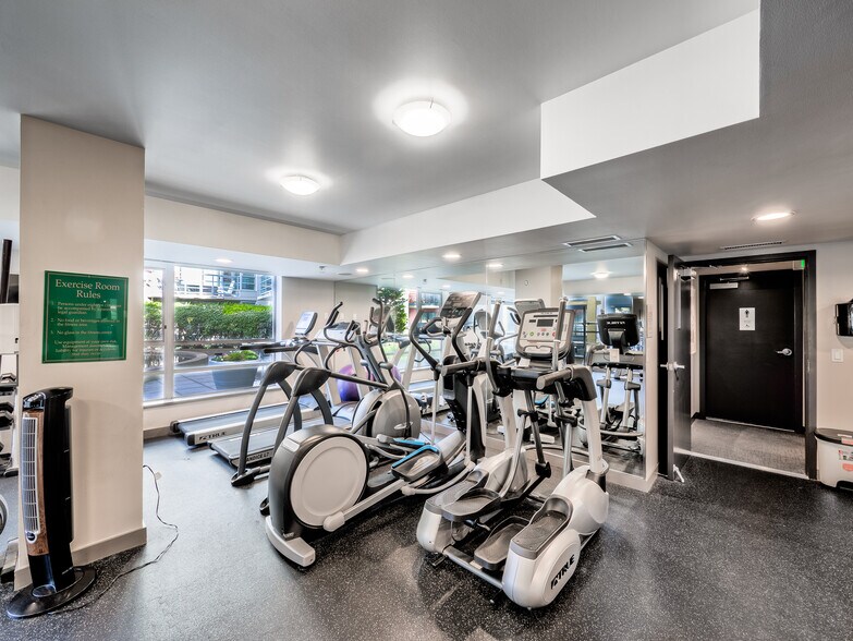 Building Photo - 2929 1st Ave