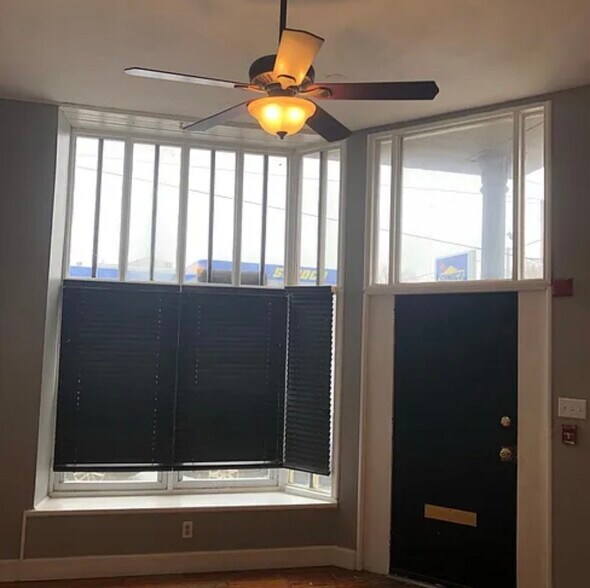 Building Photo - 2518 Poplar St