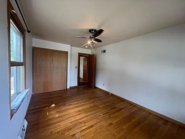 Building Photo - $2,600 | 3 Bedroom, 2 Bathroom House | Dog Friendly* | Available for Immediate Move In!*