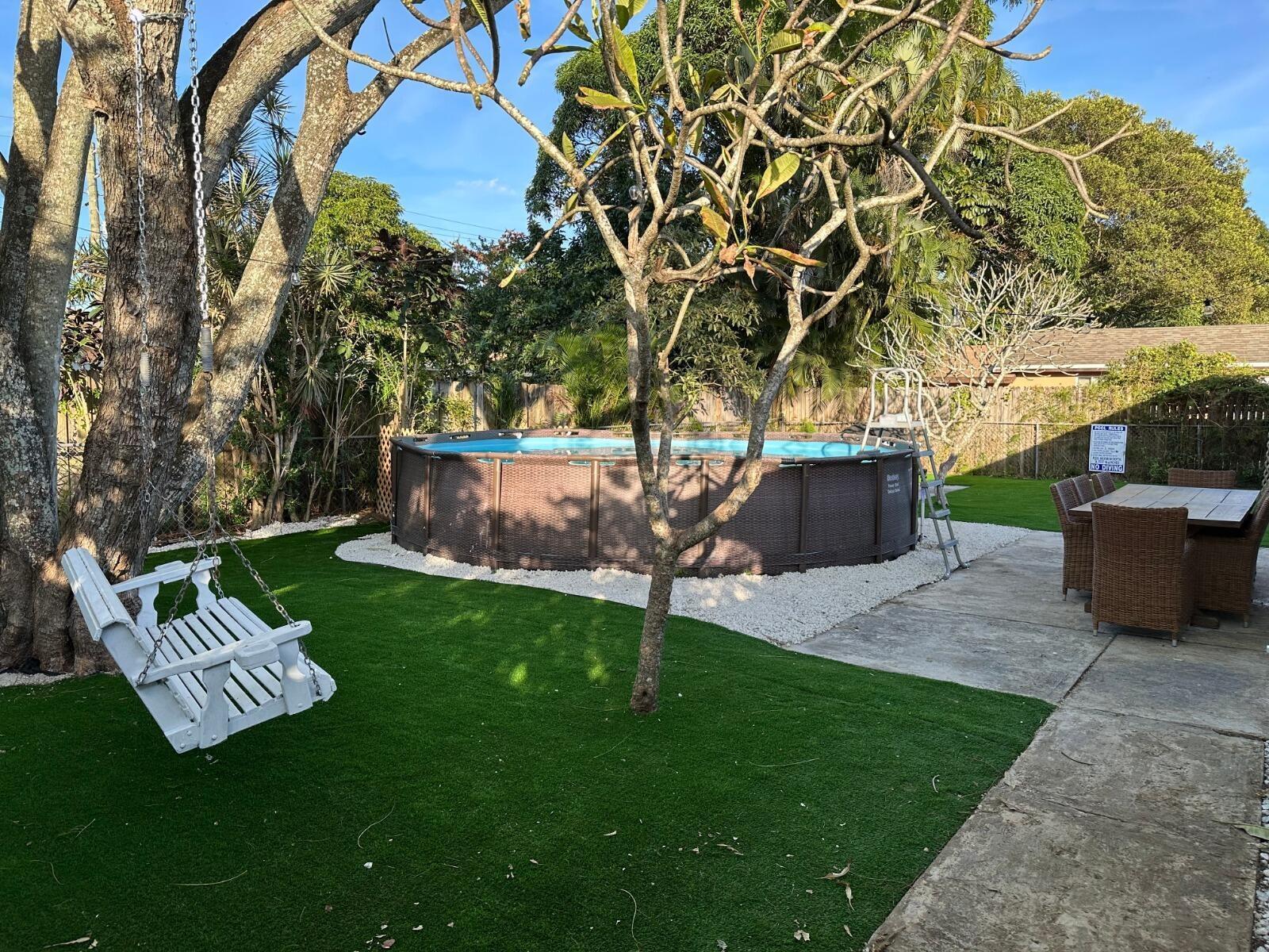 Building Photo - 5131 SW 6th St