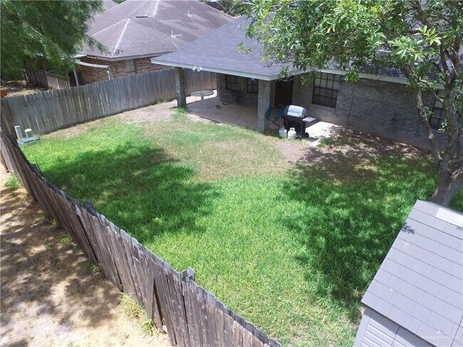 Building Photo - 3301 Mynah Ave