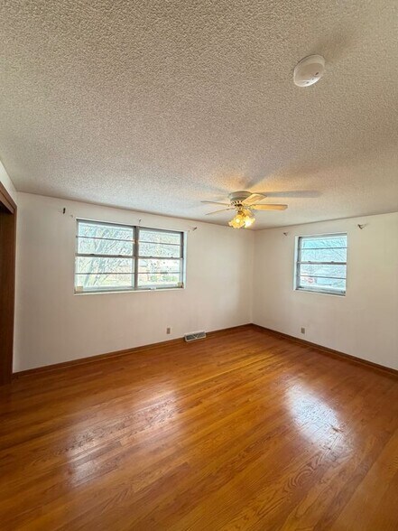 Building Photo - 7905 New Jersey Ave