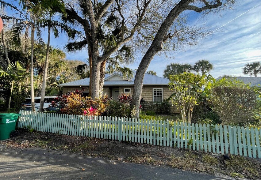 Building Photo - 7831 Winona Rd