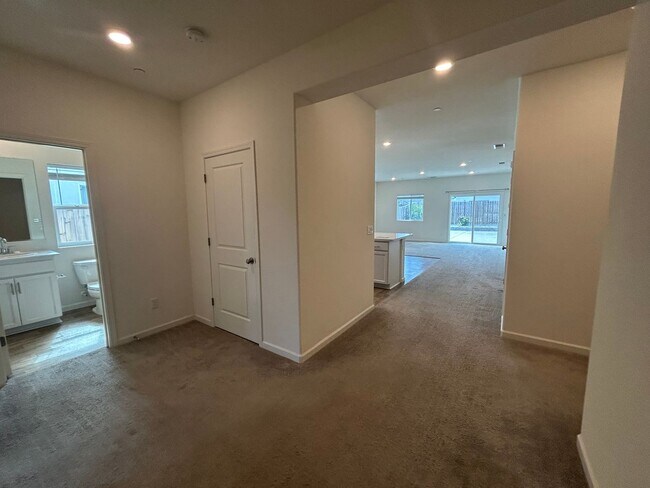 Building Photo - 931 Grimsby Ln