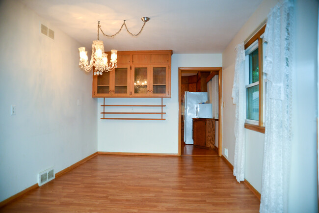 Dining room. - 1060 21st Ave SE