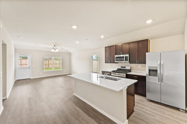 Building Photo - 10423 Cloud Nine Ct