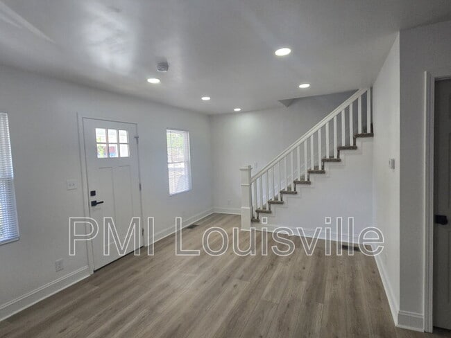 Building Photo - 551 Denmark St