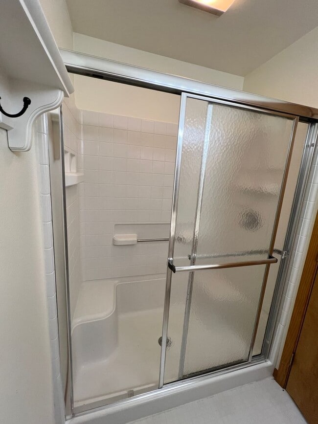 Building Photo - ~Applications Pending~3 Bed, 2 Bath Home for Rent!!