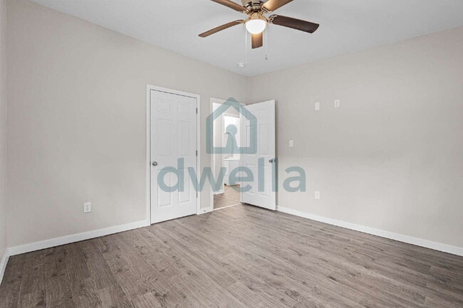 Building Photo - Fully Renovated 3-Bedroom Home on Curtis Drive with Fenced back yard- Beautifully Tranquil Sumter...