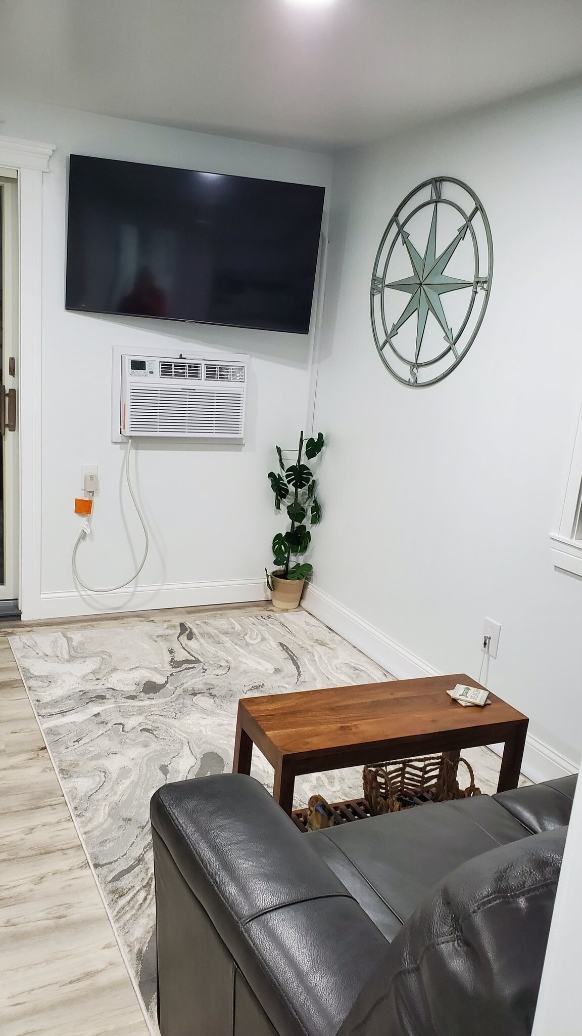 Building Photo - 550 Winnacunnet Rd