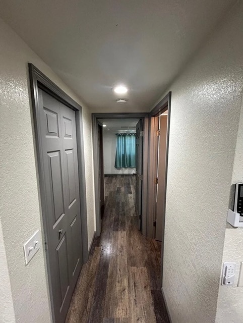 Building Photo - 1750 Hamilton Ave