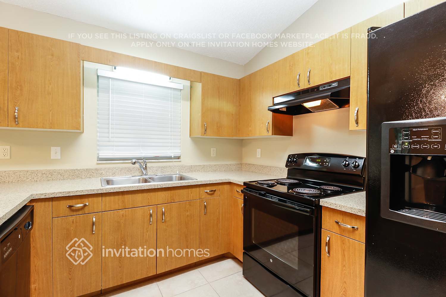 Building Photo - 7840 Arms Dr