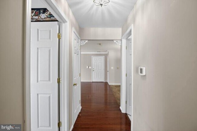 Building Photo - 2013 Rudy Serra Dr