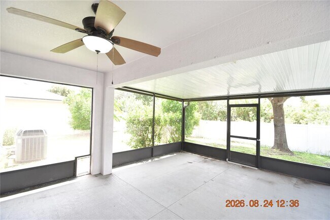 Building Photo - 11405 Flora Springs Dr