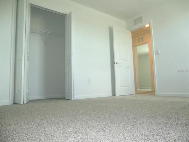 Building Photo - 364 Loch Ct