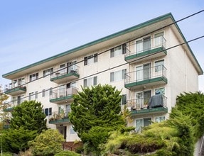 Building Photo - D14 Apartments