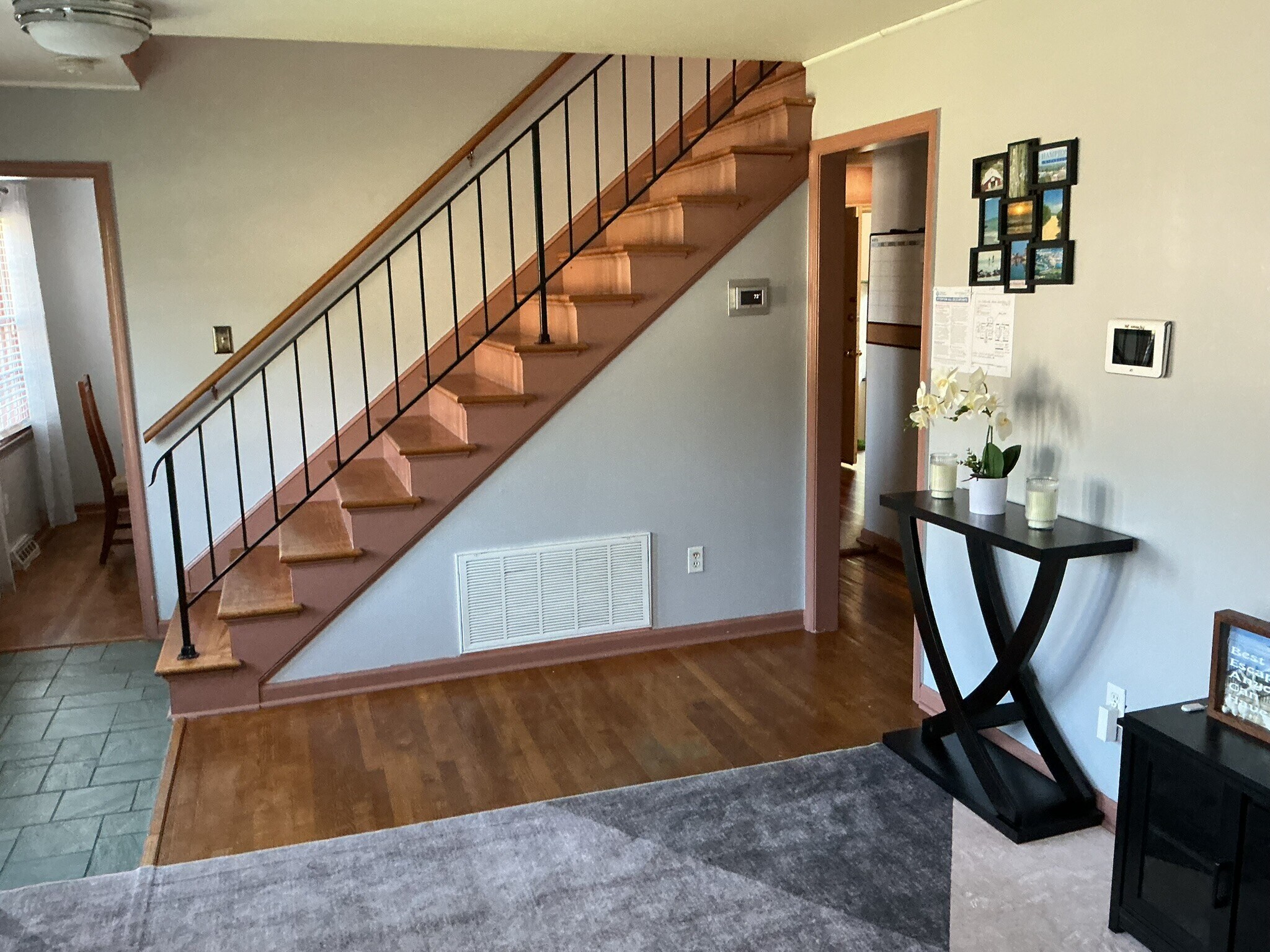 staircase - 116 Cardinal Dr