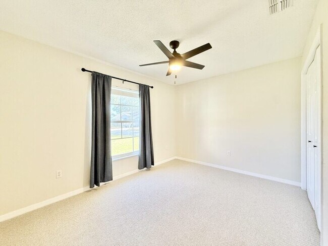 Building Photo - 2610 Sundance Ct