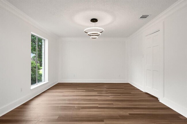 Building Photo - 15618 Banty Falls Ct