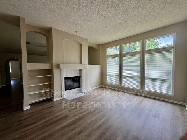 Building Photo - 1523 Quail Wood Ct