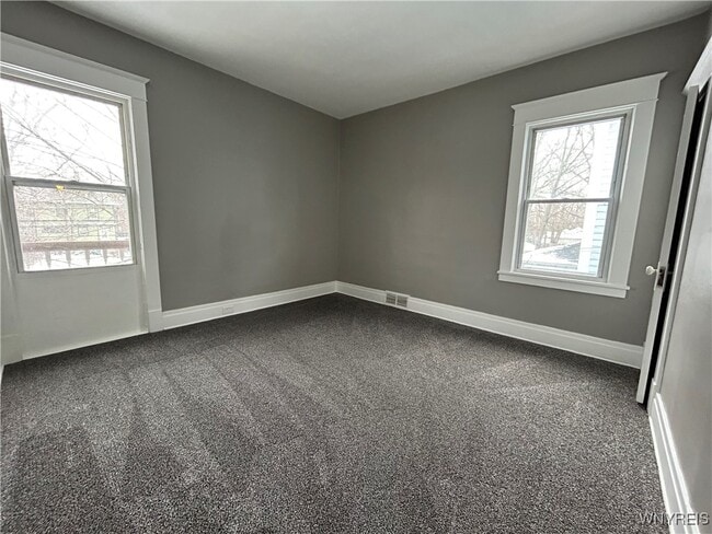 Building Photo - 108 Lisbon Ave