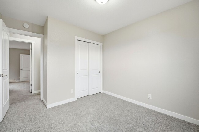 Building Photo - Updated 4BR Home with 2-Car Garage in Stratmoor
