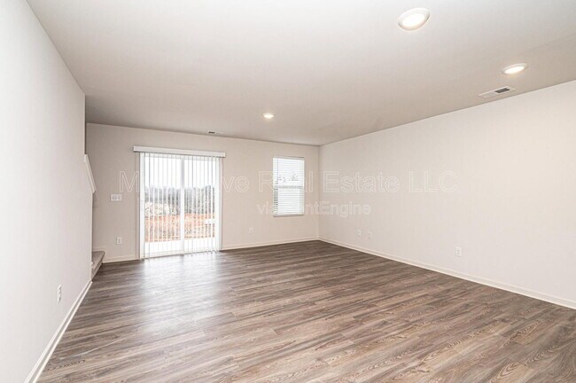 Building Photo - 1942 Tranquility Cir